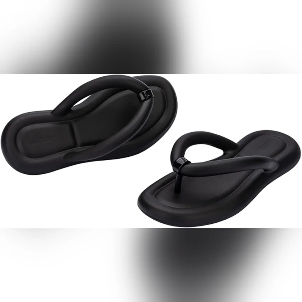 Melissa Black Platform Flip-Flop Sandals - Picture 4 of 6